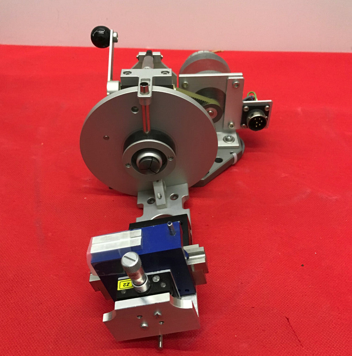 SONCEBOZ 6600R138 COLLETED ROTARY POSITIONER WITH NEWPORT XY STAGE