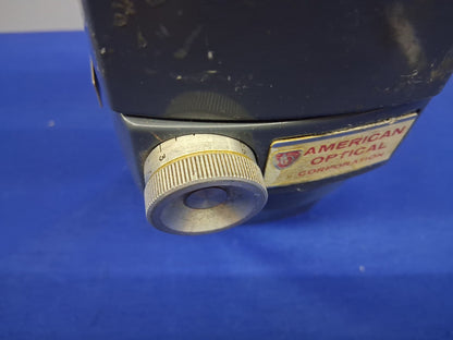 American Optical 569 0.7X-3X Stereo Microscope Head Only with 10X W.F Eyepieces
