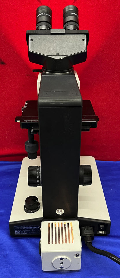 LEITZ LABORLUX K BINOCULAR MICROSCOPE 02043.036 W/ PERIPLAN 10X/18 EYEPIECES