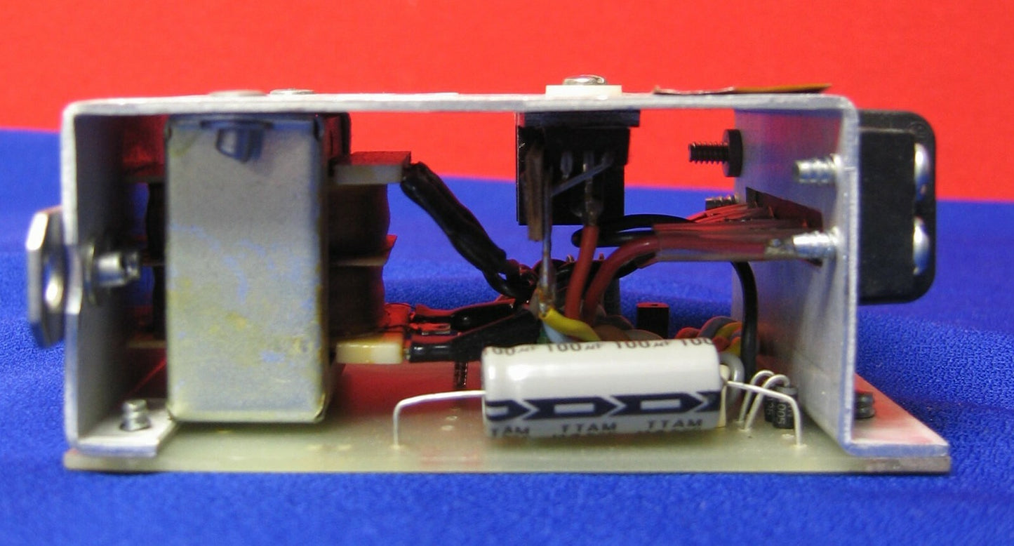 DREXELBROOK; CHASSIS MODEL 401-13-31; CHASSIS METAAL GESLOTEN CHASSIS