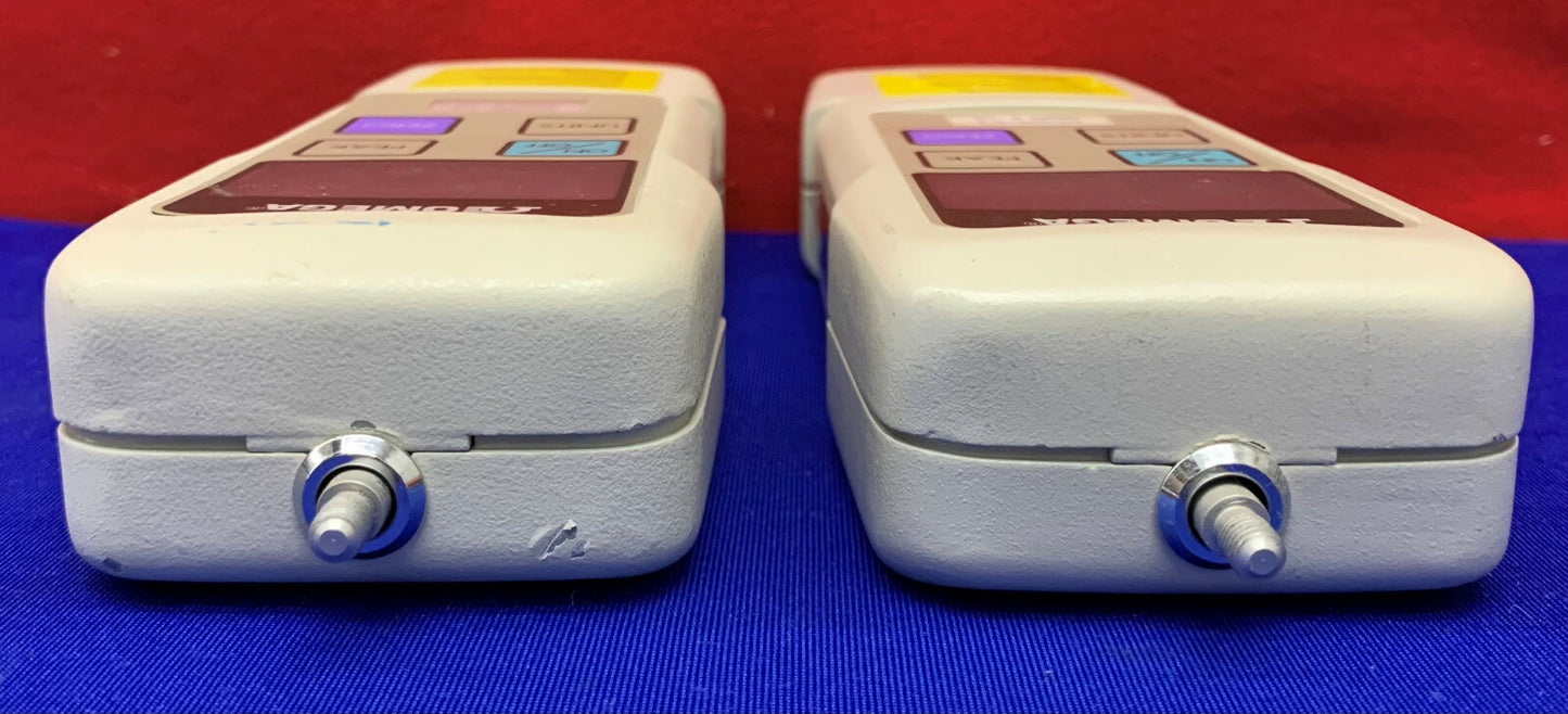 1 Lot Hoeveelheid van 2 - VOOR ONDERDELEN/REPARATIE Omega Engineering DFG60-11 Digitale Krachtmeter