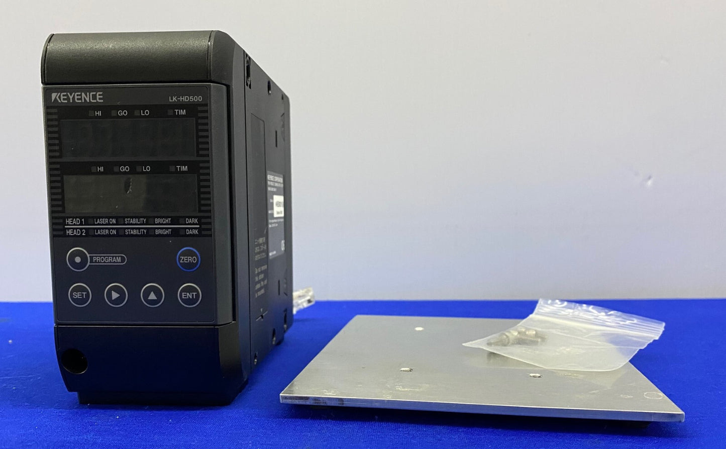 CONTROLLER DEL SENSORE DI SPOSTAMENTO LASER KEYENCE LK-G5001P E PANNELLO DISPLAY LK-HD500