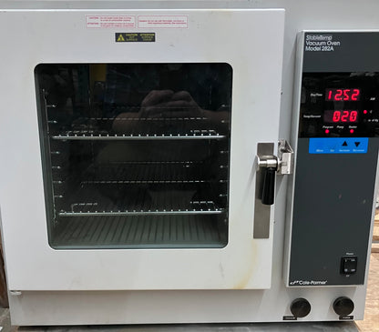 Four à vide Cole Parmer à température stable 282 A 115 V 15 A 60 Hz 