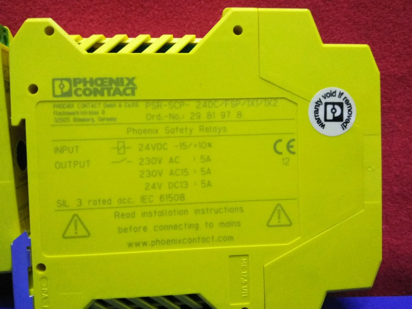 CANTIDAD 2 - RELÉS DE SEGURIDAD PSR-SCP-24DC/FSP/1X1/1X2 DE PHOENIX CONTACT