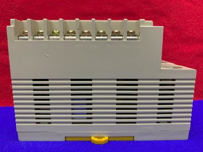 OMRON V600-CD1D-V3 IDENTIFIZIERUNGSSYSTEM-CONTROLLER, ABDECKUNGEN FEHLT