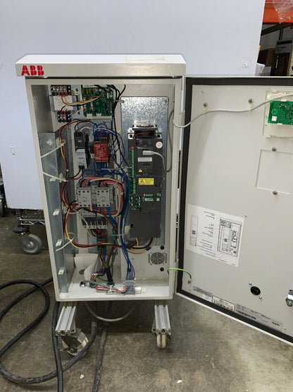 ABB ACS550-PD-024A-2+B055 AZIONAMENTO GENERALE IN CONFEZIONE CON UNITÀ DI AZIONAMENTO TRIFASE