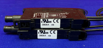 Lot of 2 Banner Photoelectric/ Fiber Optic Sensor D10DPFPQ Cables are different