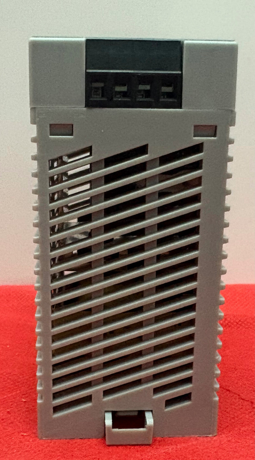 SOLA POWER SUPPLY SDP 2-24-100T 24VDC / 2.1A