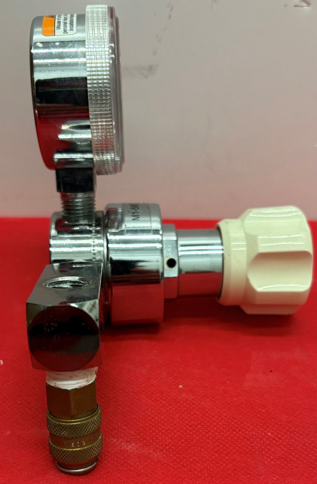 MEDICA WESTERN M1-580-PG NITROGEN FLOW GAUGE COMPRESSED GAS REGULATOR