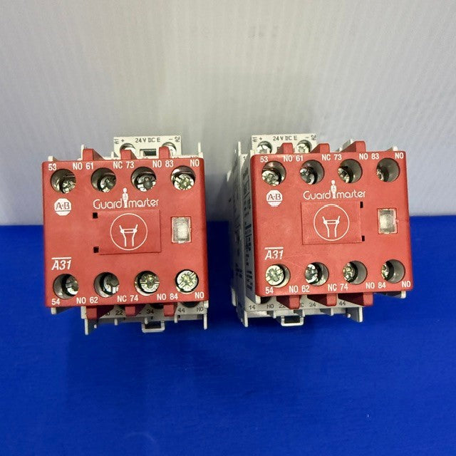 Allen Bradley Guard master  Complete device 700S-CF620EJC SERA 100S-F SERB 700 C