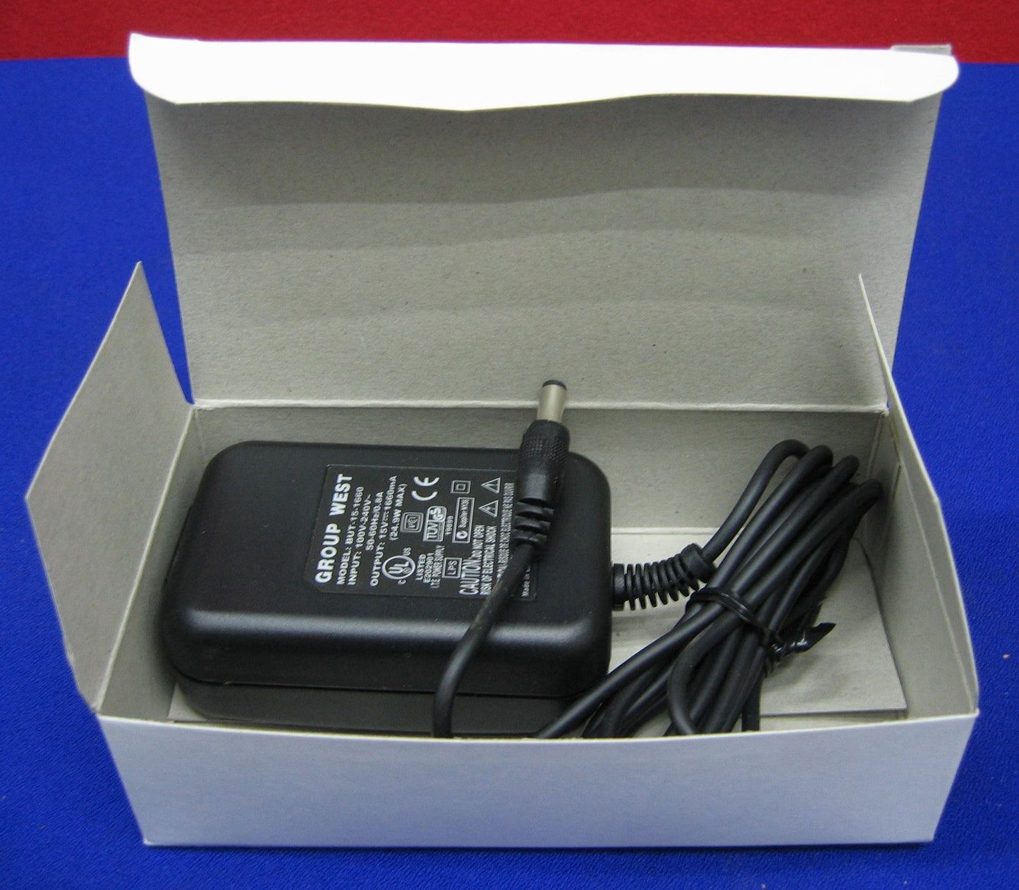 ALIMENTATORE AC BUT-15-1660 15 Volt DC 1660 mA 1,6 A GROUP WEST BUT 420-0050-1000
