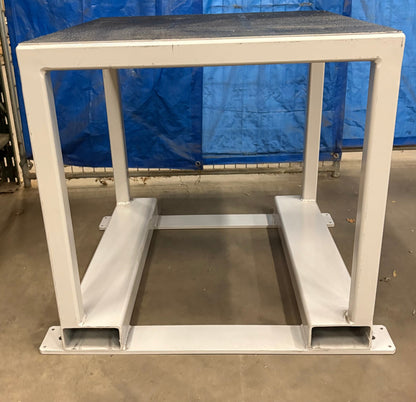 HEAVY DUTY STEEL METAL TABLE 30" x32" x30"
