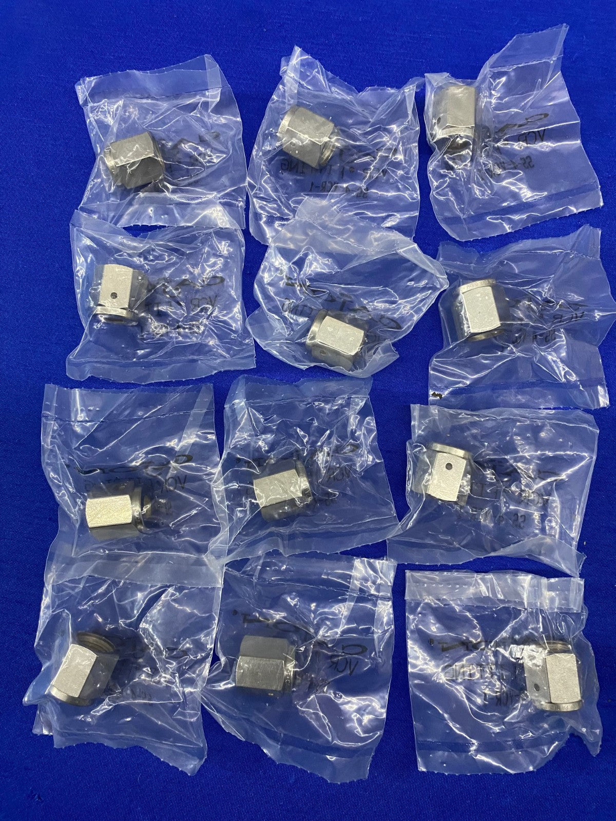 CAJON SS-4-VCR-1 VCR FITTING -  1 LOT QTY 12