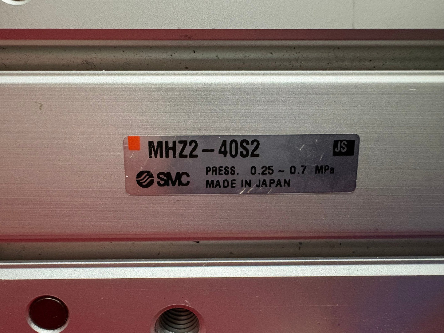 SMC MHZ2-40S2 AIR GRIPPER PARALLEL TYPE SINGLE ACTING 2 FINGER 40mm