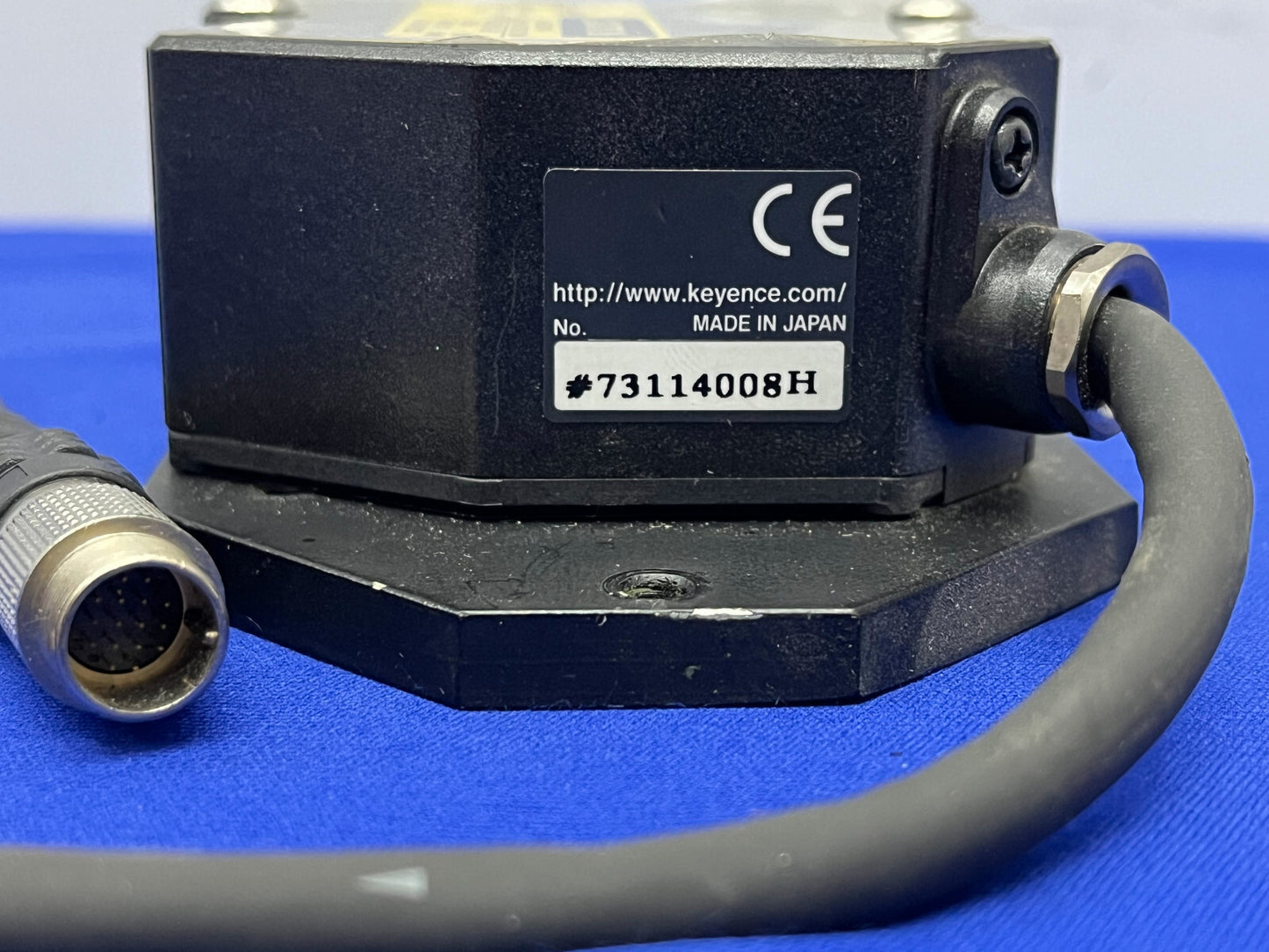 TÊTE DE CAPTEUR KEYENCE LK-H057 TYPE LARGE LASER CLASSE 2