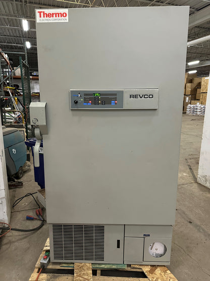 Congélateur THERMO ELECTRON CORPORATION / REVCO ULT2583-9SI-D37. 208/230 V 60 Hz.