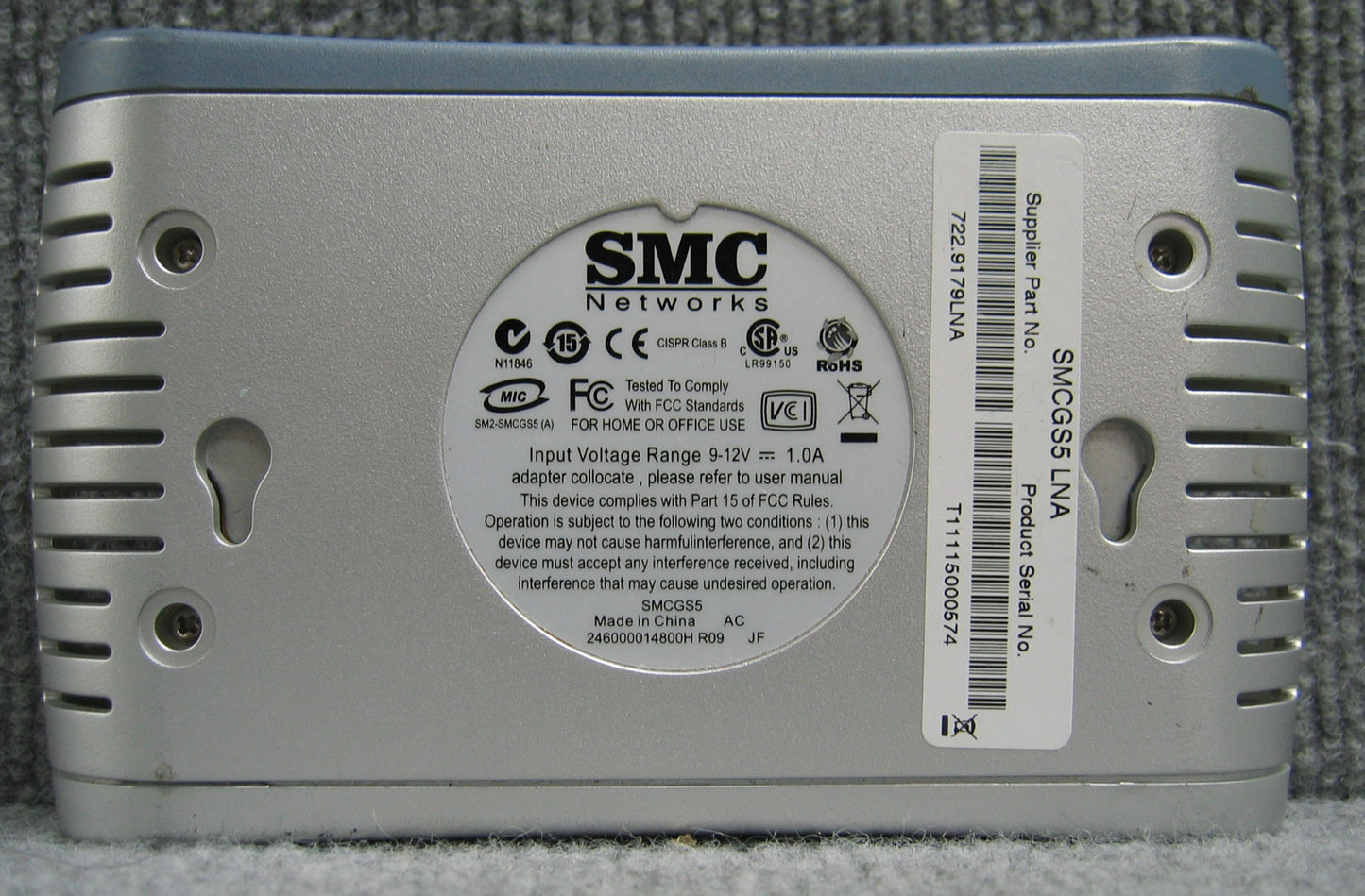 COMMUTATEUR RÉSEAU DE BUREAU ETHERNET 5 PORTS SMC NETWORKS SMCGS5 LNA