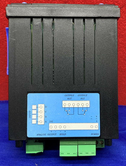 Omega DP18-Q1-GR-R2 Digitale paneelmeter / temperatuurregelaar 115VAC 50/60Hz
