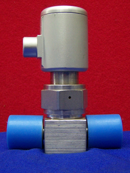 NUPRO SS-BNV51-2C 1/4" FEMMINA VCR VALVOLA SIGILLATA A SOFFIETTO AD ALTA PUREZZA