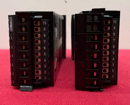 OMEGA PANEL METER DPi32 90-240V 4 DIGIT TEMPERATURE/PROCESS -QTY 2 -PARTS/REPAIR