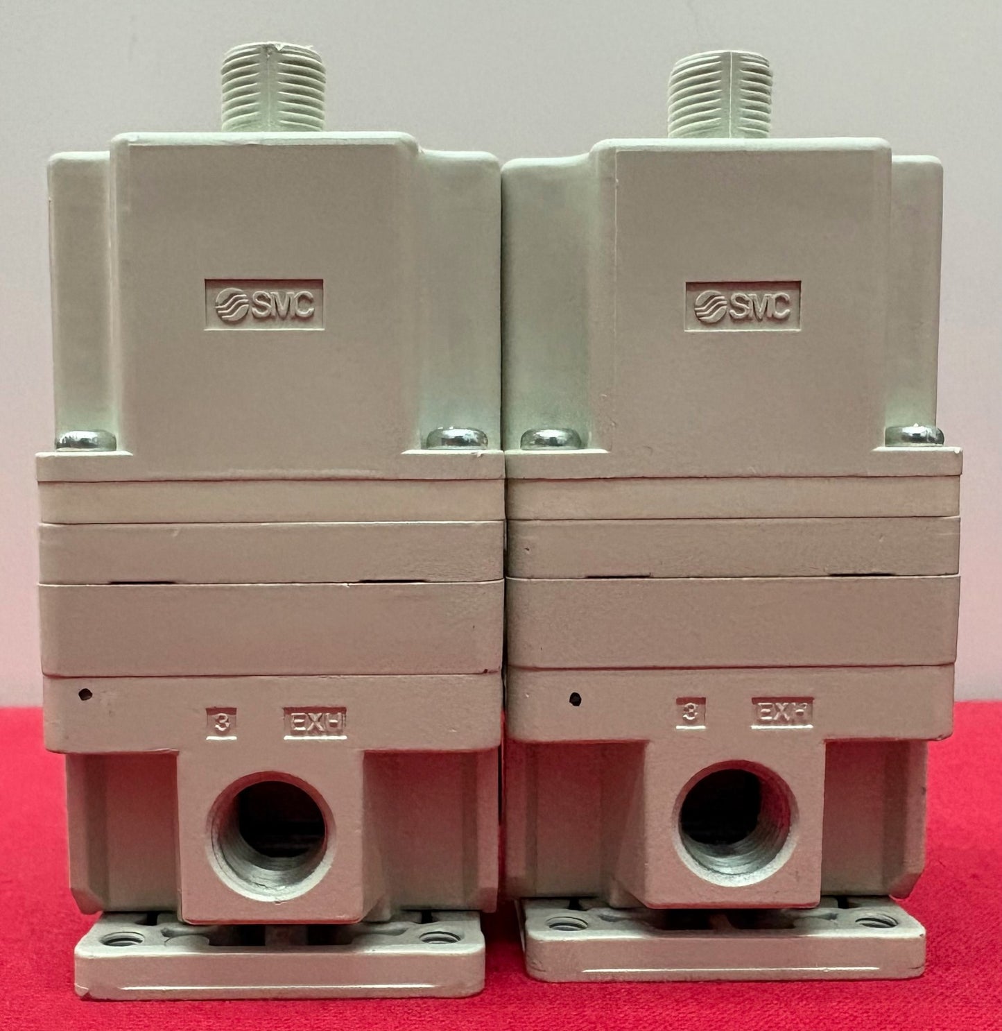 SMC ITV2050-40N2BS4 24VDC ELECTRO-PNEUMATIC REGULATOR - 1 LOT QTY 2