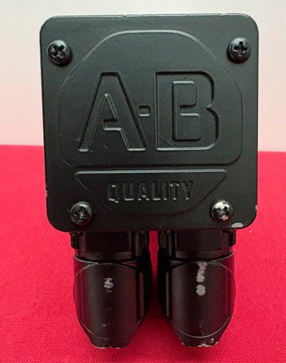 Allen Bradley AB INVERTED DUTY AC SERVO MOTOR  MPL-A1530F-V-X205 SER C FOR PARTS