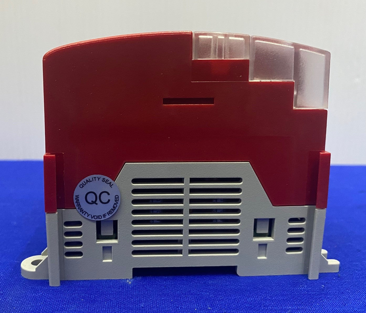 Allen Bradley GUARDMASTER® CR30 CAT NO. 440C-CR30-22BBB SER A 6.00 SAFETY RELAY
