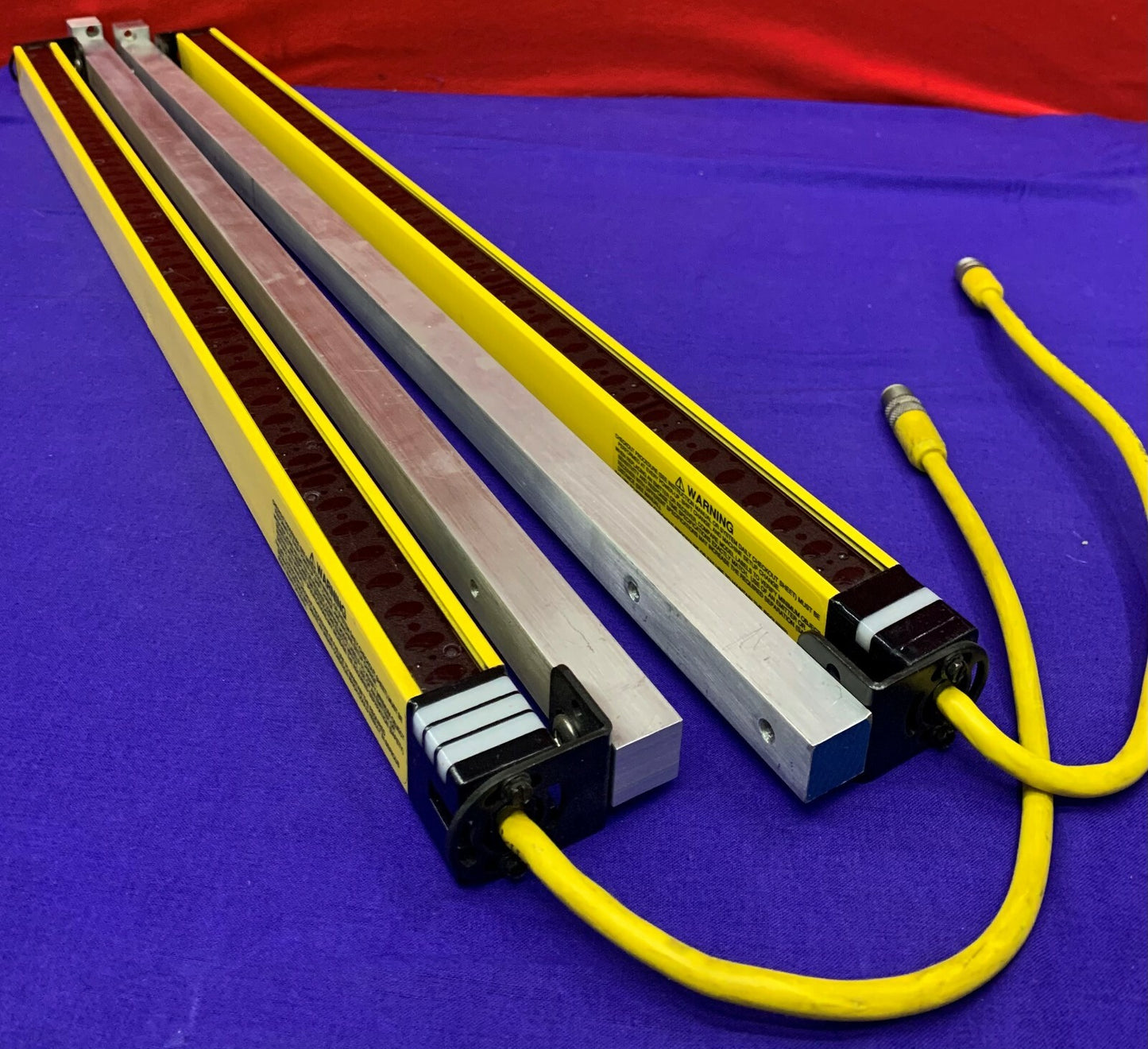 Banner MicroScreen Emitter & Receiver USR2424YP2 / USE2424YP2
