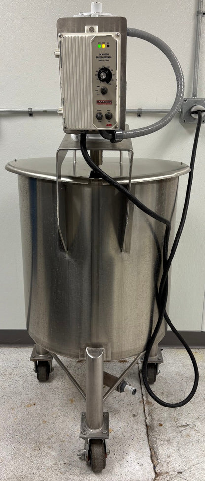 G&F MANUFACTURE SST-30G VERTICAL FINISH  MIXING TANK 30 GALLON FOR PARTS REPAIR