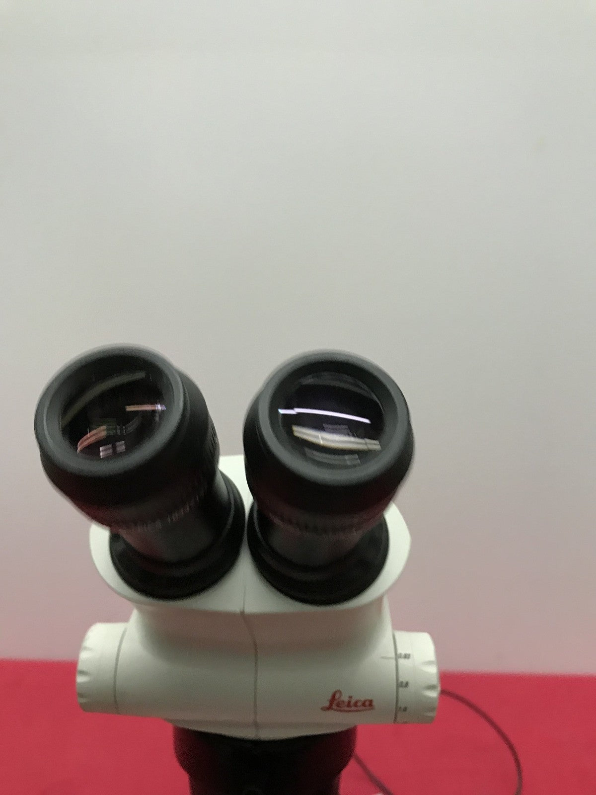 LEICA S4E STEREO ZOOM MICROSCOPE 6.3 -30 X MAGNIFICATION WITH STAND & LED LIGHT