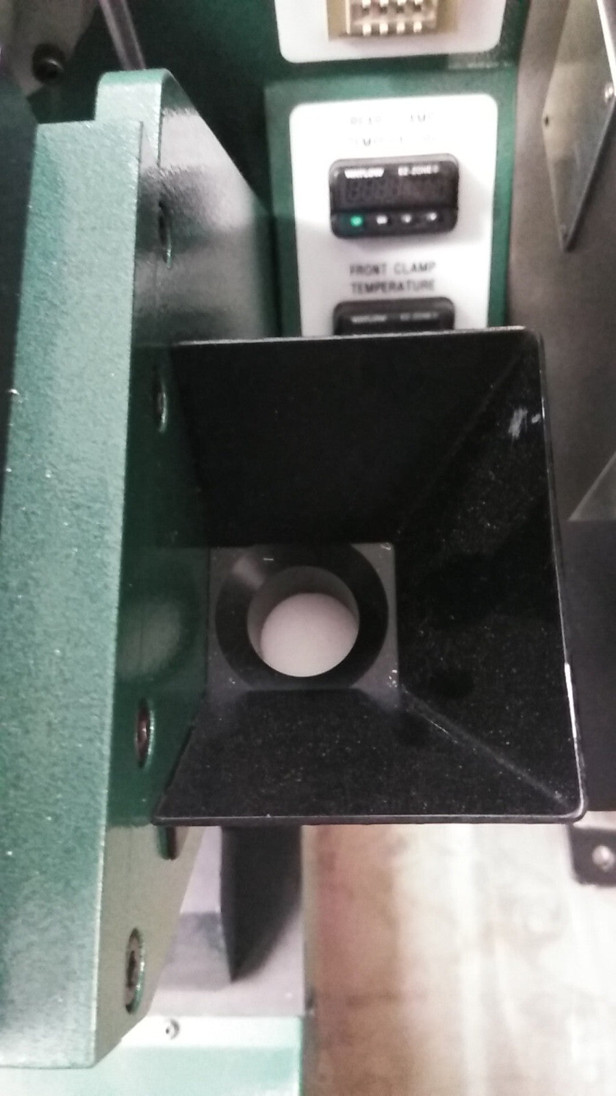 PEZO VIA Biomedical  GS-5T PLASTIC INJECTION MOLD PRESS IPNEUMATIC RAM