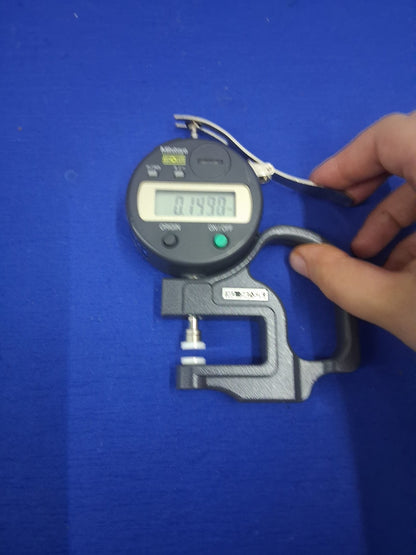 Mitutoyo Absolute 547-526 Digital Thickness Gauge 543-593BS With Case