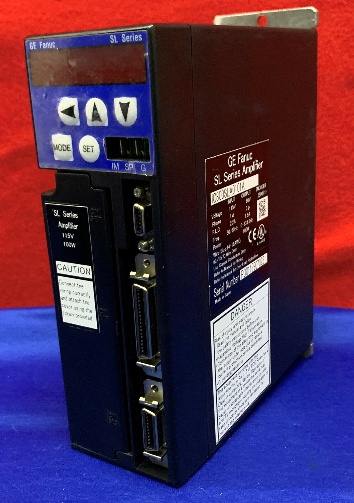 GE Fanuc SL シリーズ IC800SLA0101A サーボアンプ 115V