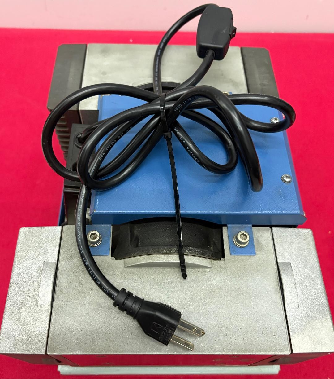 ABM GREIFFENBERGER VACUUBRAND DIAPHRAGM VACUUM PUMP 4EKGF63CX-4