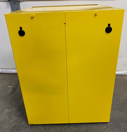 ULINE H-2569M FLAMMABLE LIQUID STORAGE CABINET COUNTERTOP 870400 4 GAL CAPACITY