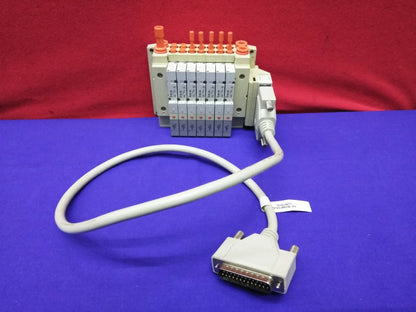 SMC-Stationsverteiler mit 7 SV1100-5FU-Ventilen und Kabel 