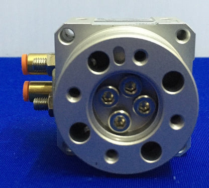 SMC MSUB3-180S PRESIÓN MÁXIMA 0,7 MPa ACTUADOR ROTATIVO MSU CON MESA