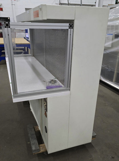 CLEAN AIR PRODUCTS CAP301-624-30H 6FT HORIZONTAL LAMINAR FLOW CLEAN BENCH