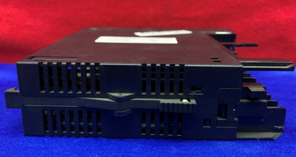 Module d'entrée GE Fanuc IC693MDL241C 24 VCA/VCC 16 points, couvercle manquant