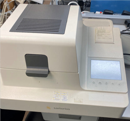 SARTORIUS LMA200PM MOISTURE ANALYZER WITH MICROWAVE DRYING ITEM IS USED