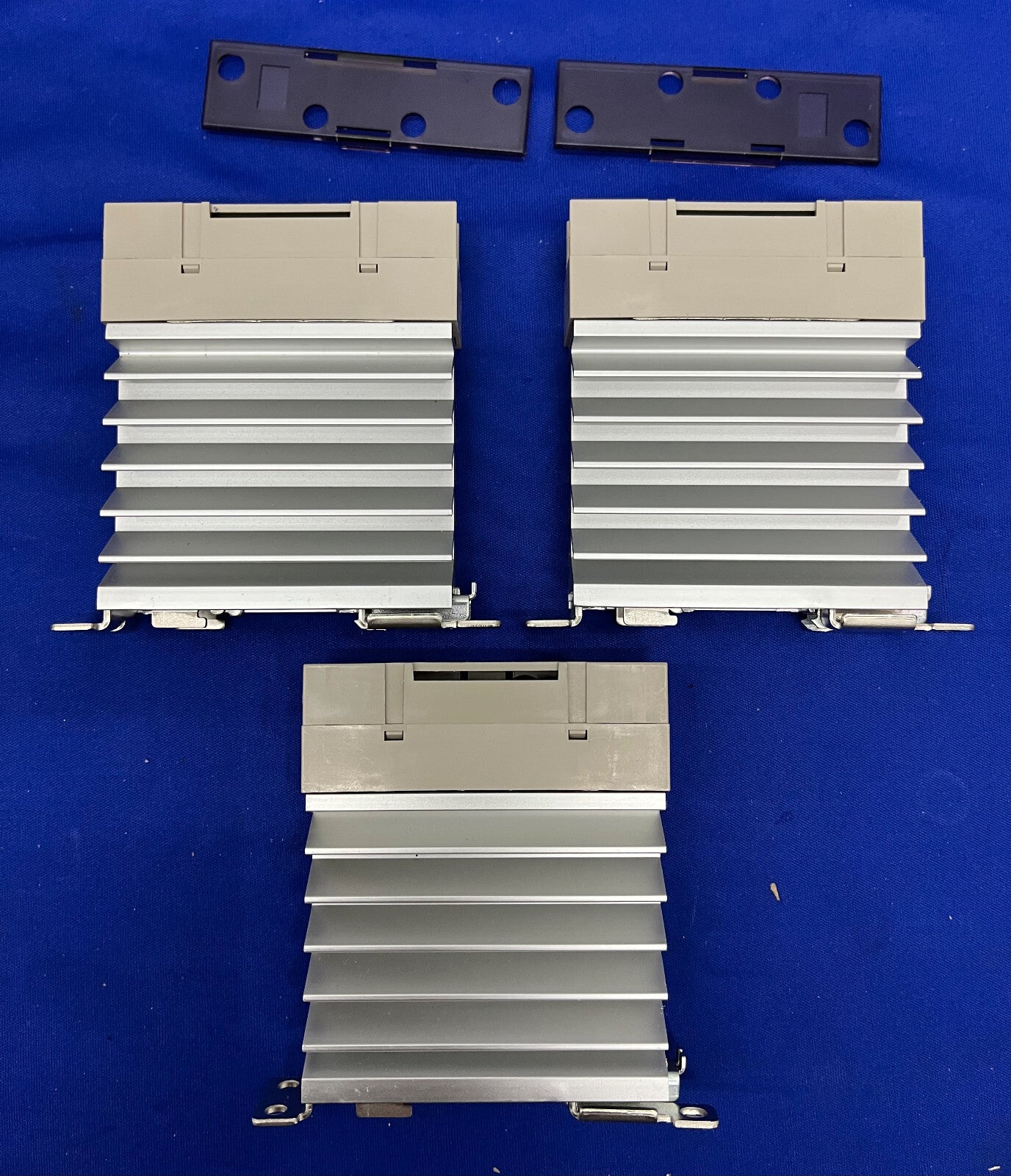 Relais statique Omron G3PB-225B-VD, entrée 12-24 V CC (2 couvercles seulement), lot de 3