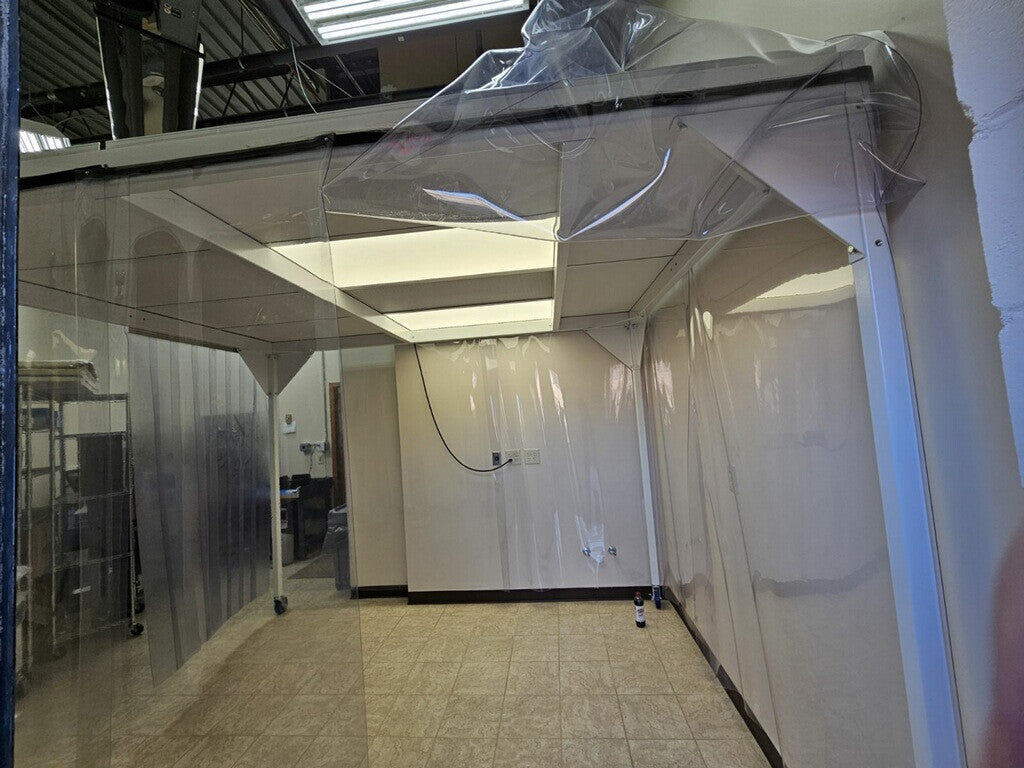 CLEAN AIR PRODUCTS VERTICAL FLOW SOFTWALL PORTABLE CLEANROOM CAP577F-WR-8X10X7'6