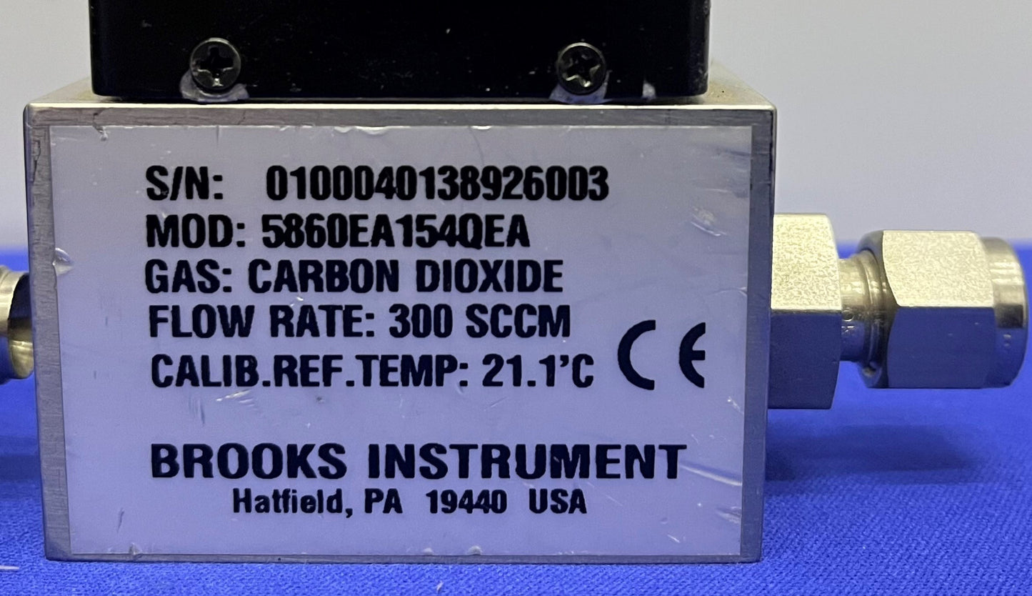 BROOKS INSTRUMENTS 5860E 5860EA154QEA ​​MASSASTROOMSENSOR - 1 PARTIJ HOEVEELHEID 2
