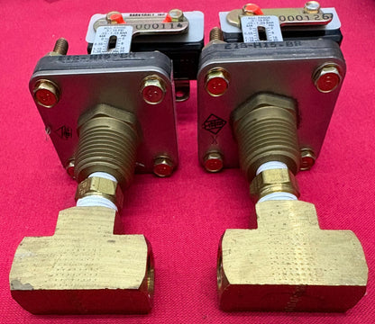 BARKSDALE E1S-H15-BR ECON-O-TROL SERIES PRESSURE SWITCH 0.5-15 PSI - 1 LOT QTY 2