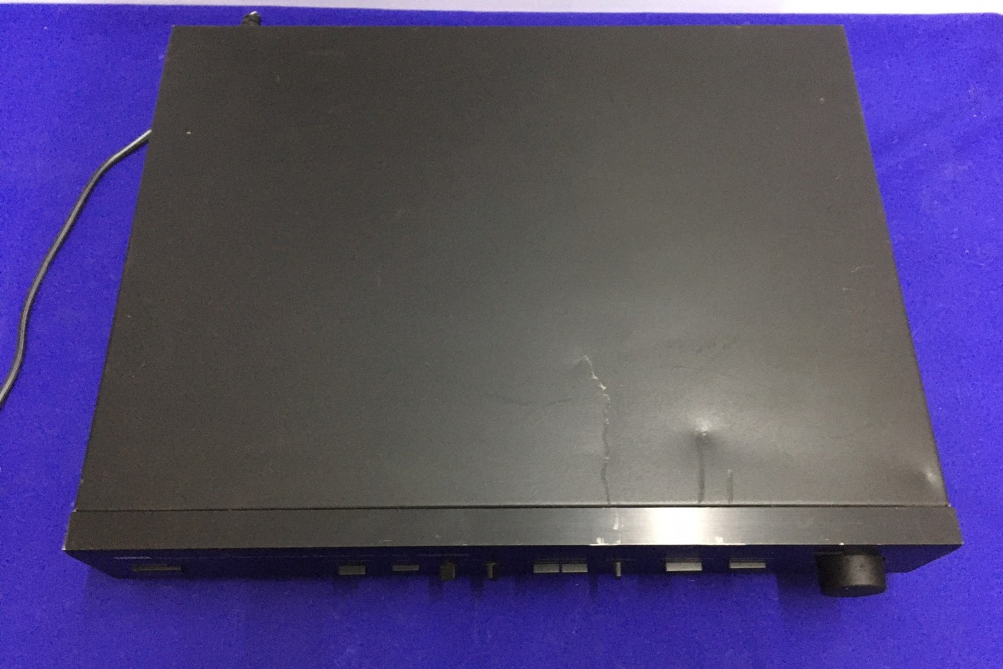 YAMAHA,DSR-70 PRO NATURAL SOUND DIGITAL SURROUND DECODER ITEM IS USED