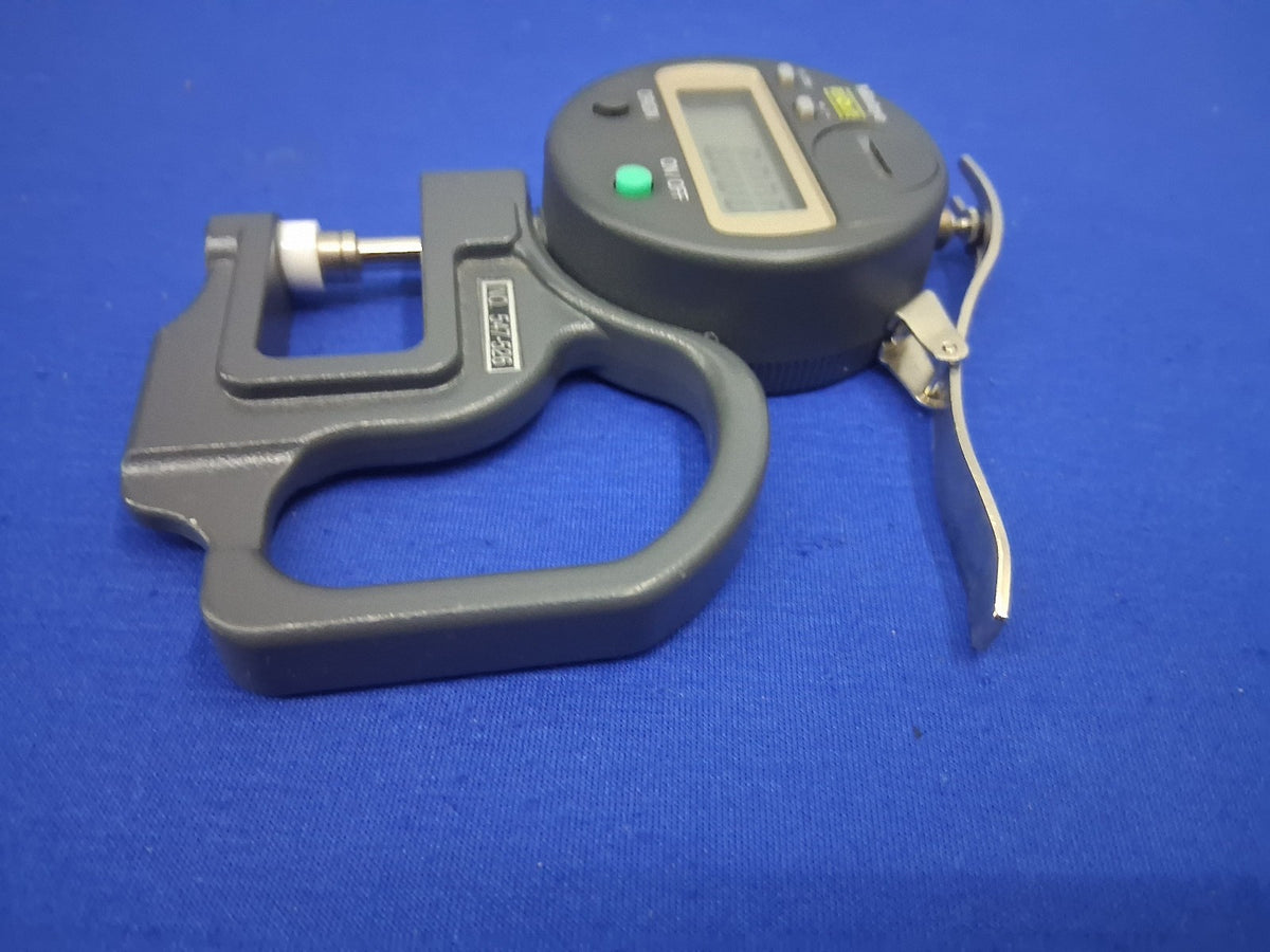 Mitutoyo Absolute 547-526 Digital Thickness Gauge 543-593BS With Case
