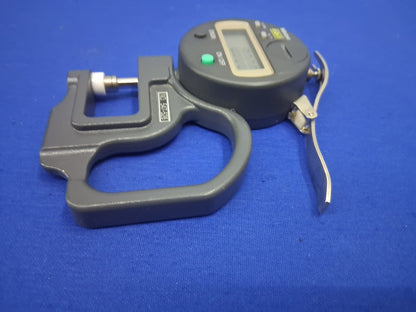 Mitutoyo Absolute 547-526 Digital Thickness Gauge 543-593BS With Case