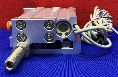 Mesa deslizante neumática SMC MXS16-X12 M9NL-X12 con sensores SMC D-M9N de 16 mm de diámetro interior