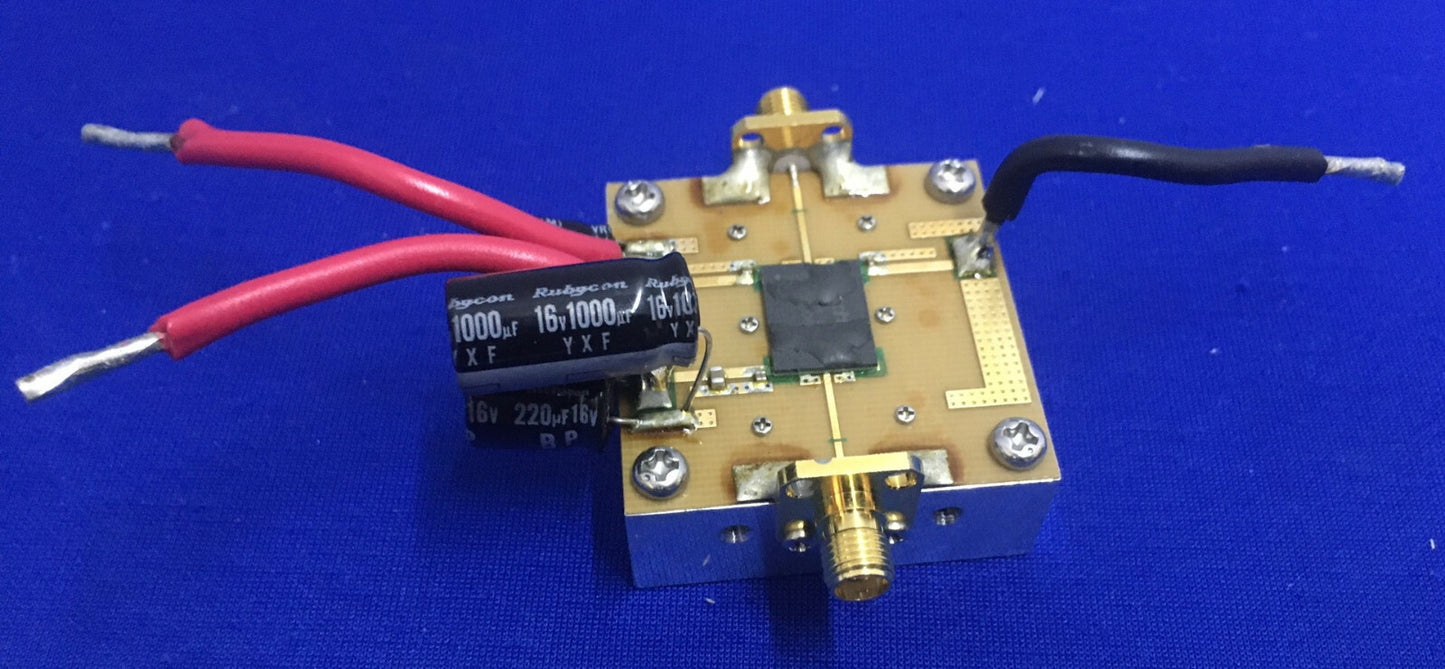 ヒートシンク付きカスタム RF テスト ブレッド ボード