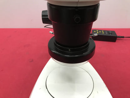 LEICA S4E STEREO ZOOM MICROSCOPE 6.3 -30 X MAGNIFICATION WITH STAND & LED LIGHT